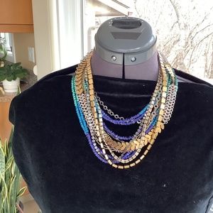 STELLA AND DOT 10 looks from one necklace